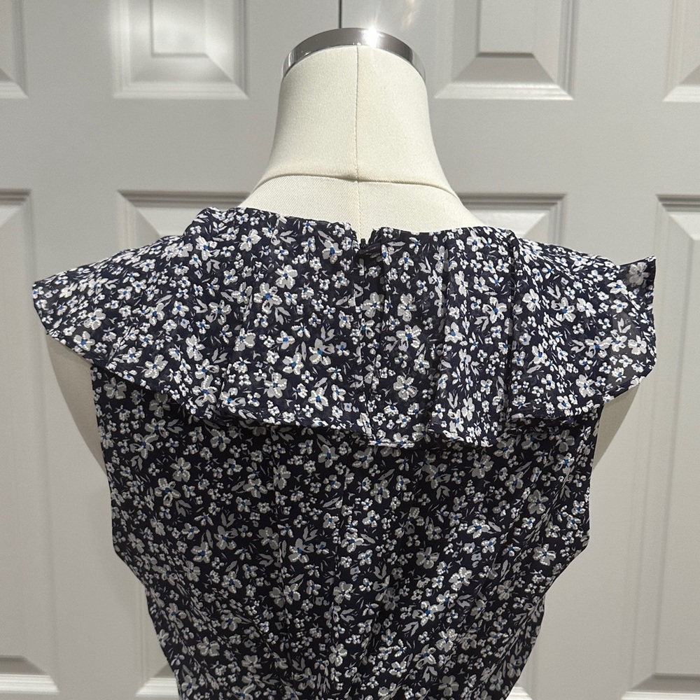 Maggy London Navy Blue V-Neck Floral Ruffles Coquette Girl Midi Dress Size 10 - Picture 10 of 15
